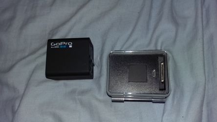 GoPro hero 4 batteries and external battery