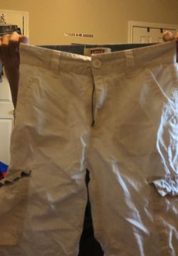 Boys Levi’s cargo shorts