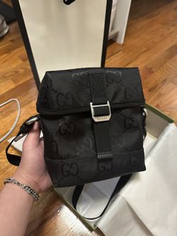 Gucci Messenger Bag, black/grey for Sale in Staten Island, NY - OfferUp