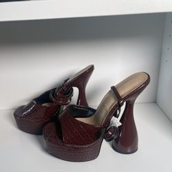 Azalea Wang heels