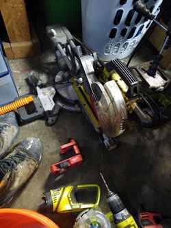 Ryobi 7 1/4 Miter Saw. 