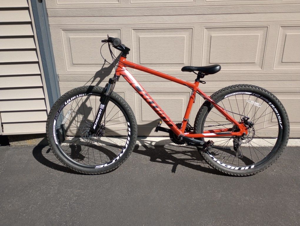 Schwinn High Timber Mountain Bike