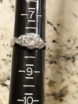 Crystal and sterling silver ring size 8