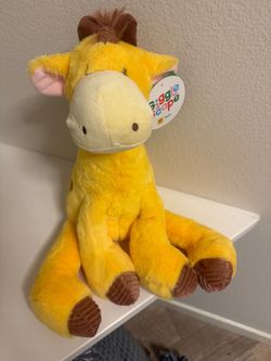Giggle Scape Giraffe Plush Stuffed Animal