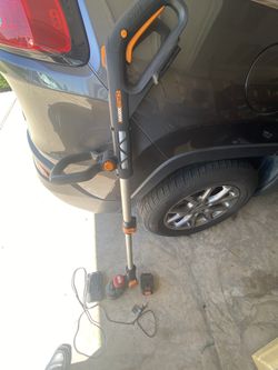 Batery With Charger Weedeater