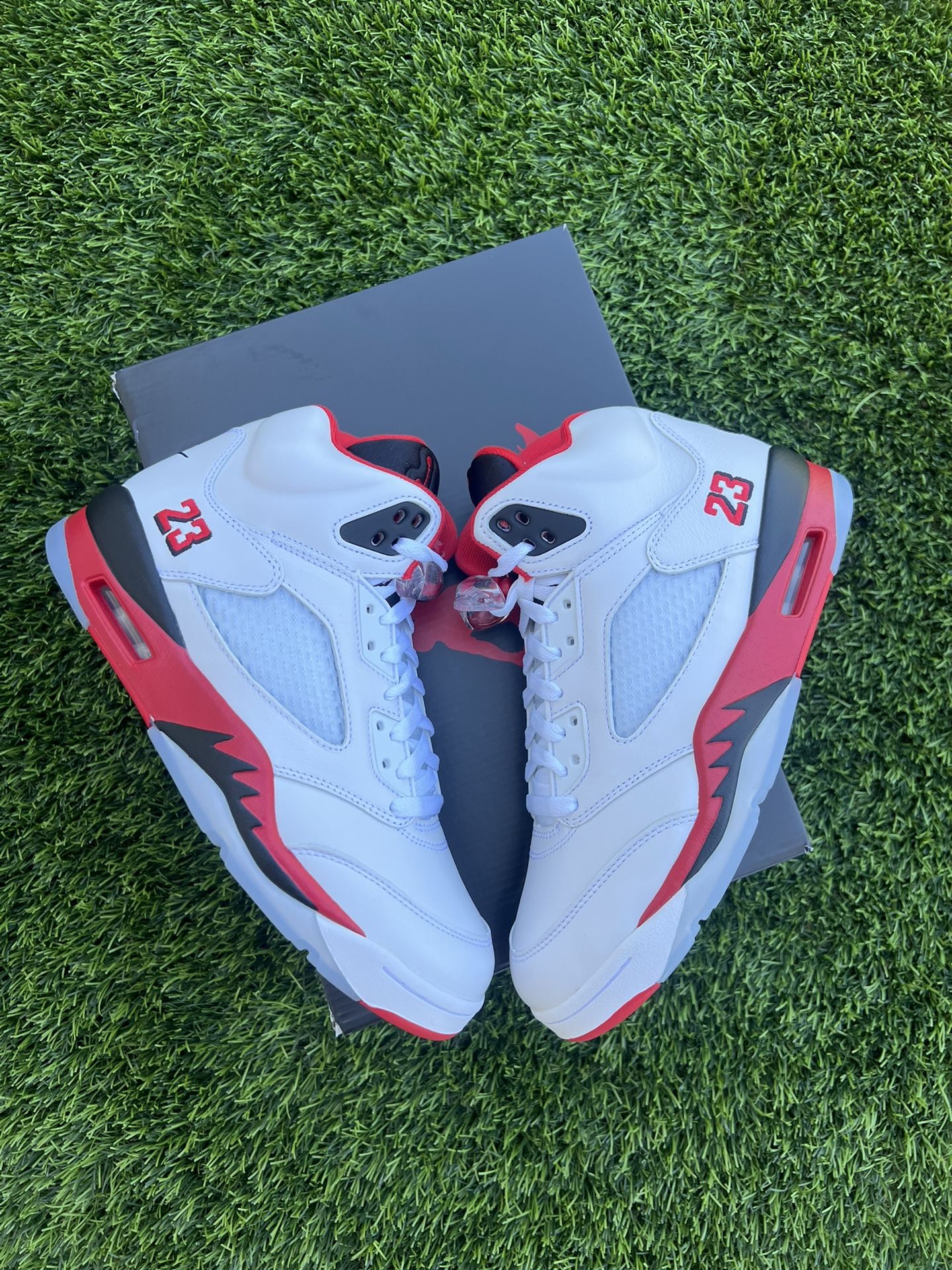 Jordan 5 Fire Red