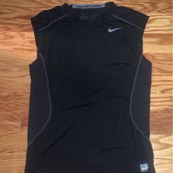 NIKE PRO COMBAT SLEEVELESS SHIRT