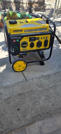 Champion Dual Fuel Portable Generator 5300W