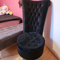 High Back Tufted Chair - BLACK