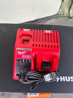 Milwaukee M12 M18 Battery Charger