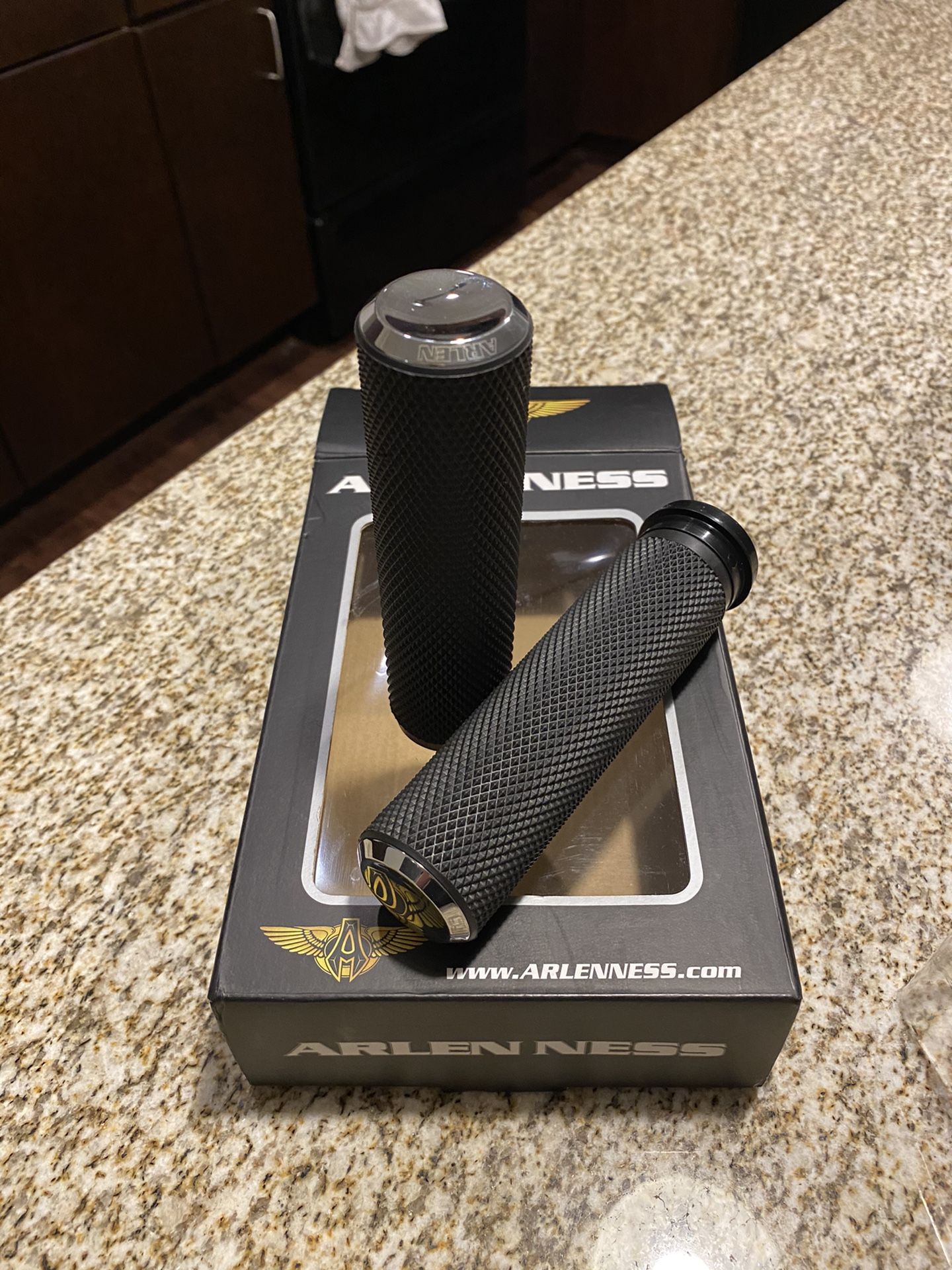 Photo Arlen Ness Knurled Grips