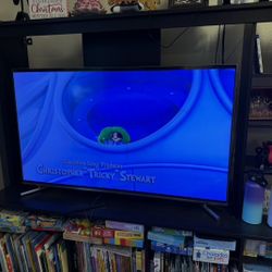 55 Inch QLED Samsung TV 