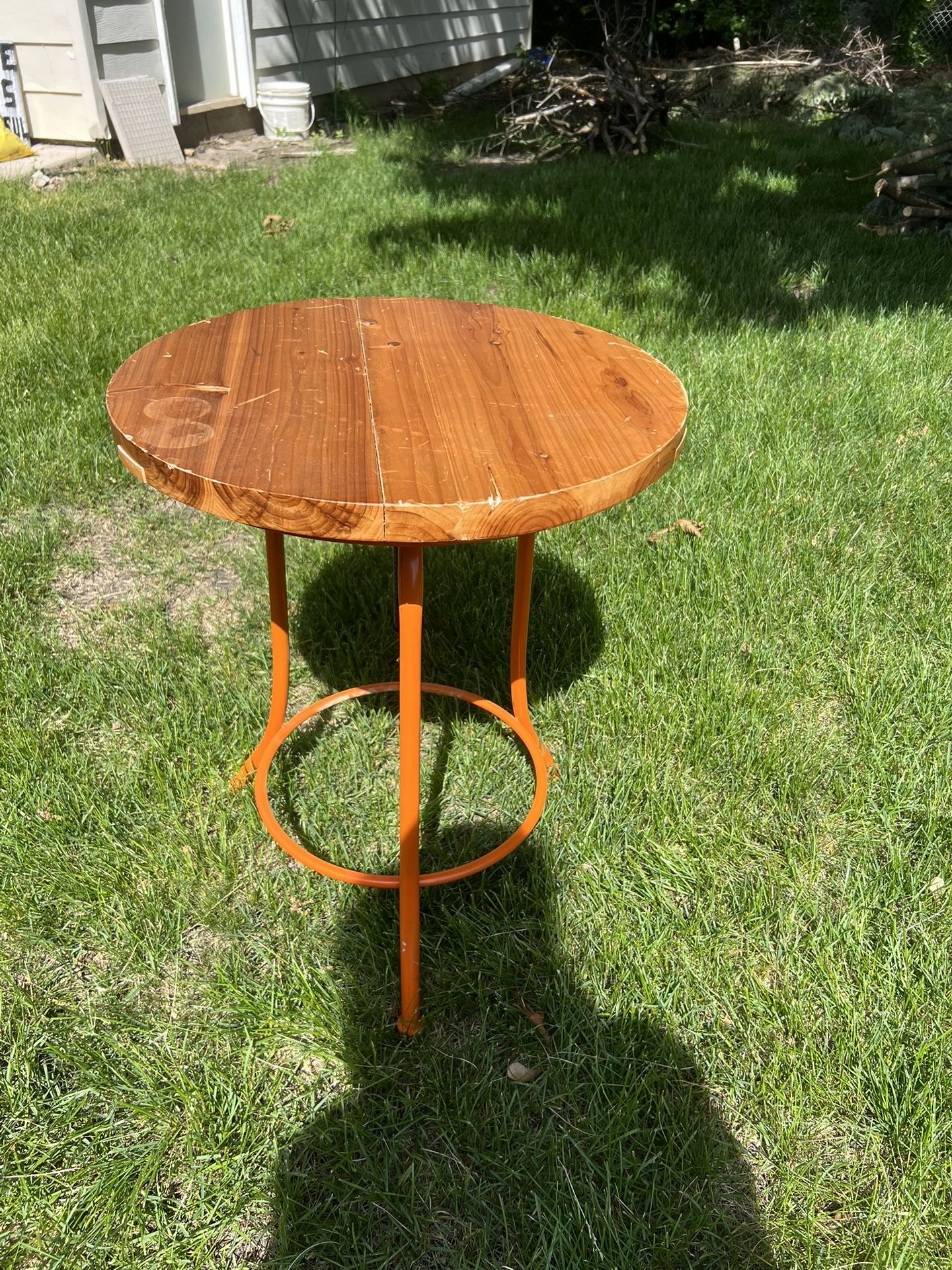 End/center Table.