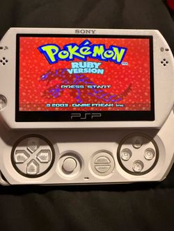 PSP GO LOADED w GAMES