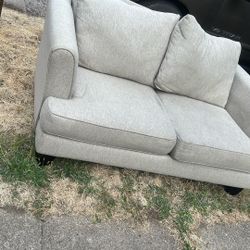 FREE COUCH!