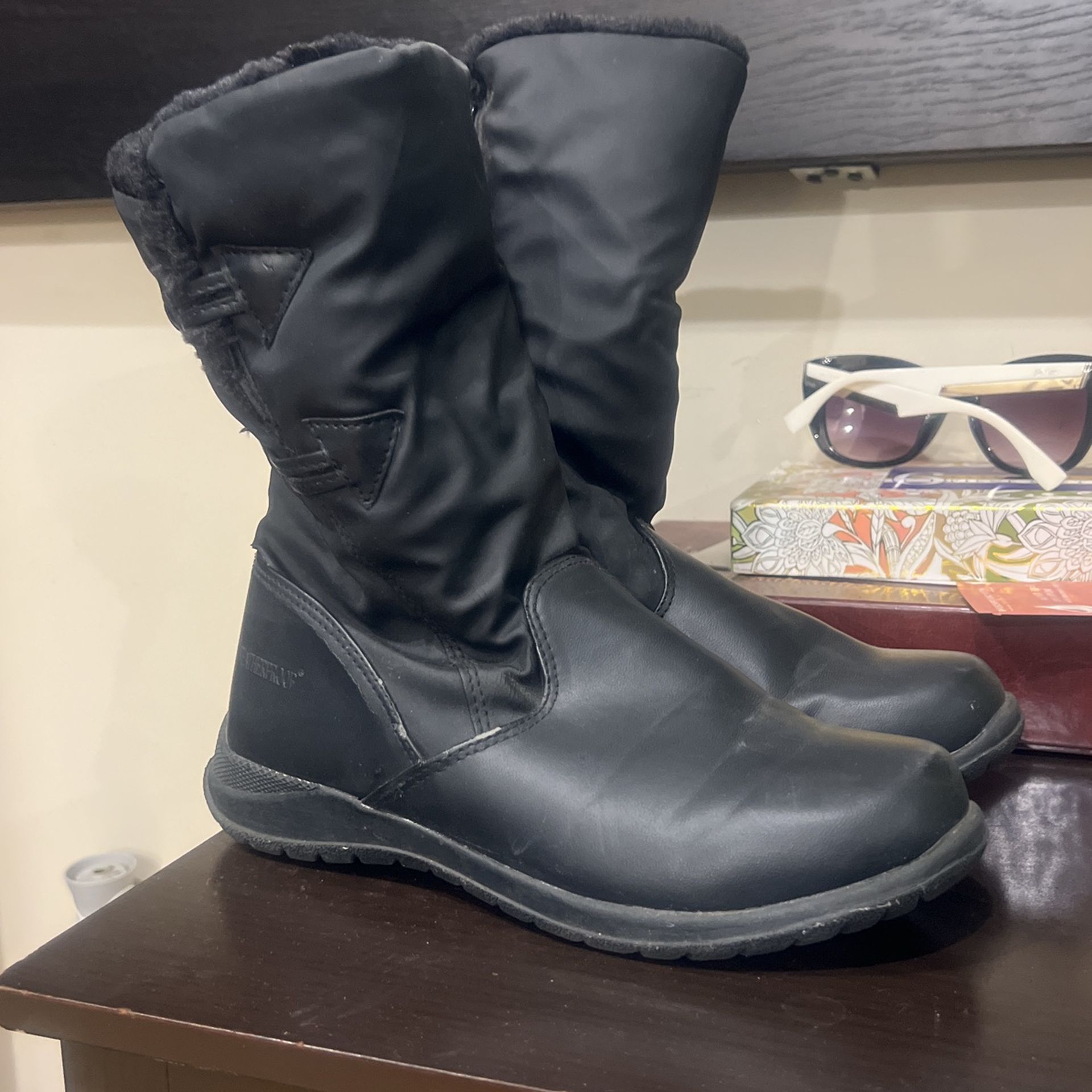 Snow Women Boots Size 7