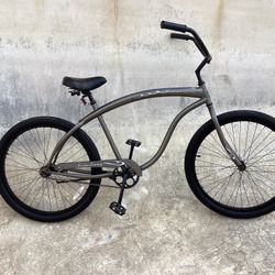 URBAN FIRMSTRONG BRUISER CRUISER BIKE