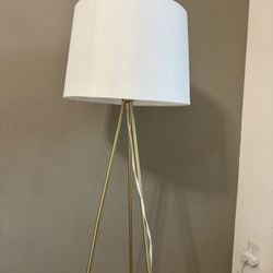 Tripod Lamp