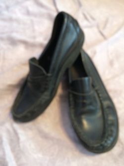 Soft leather Buster Brown boys shoessize 1 1/2