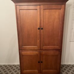 Entertainment Hutch