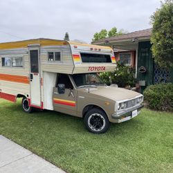 Toyota Chinook Camper RV Restored