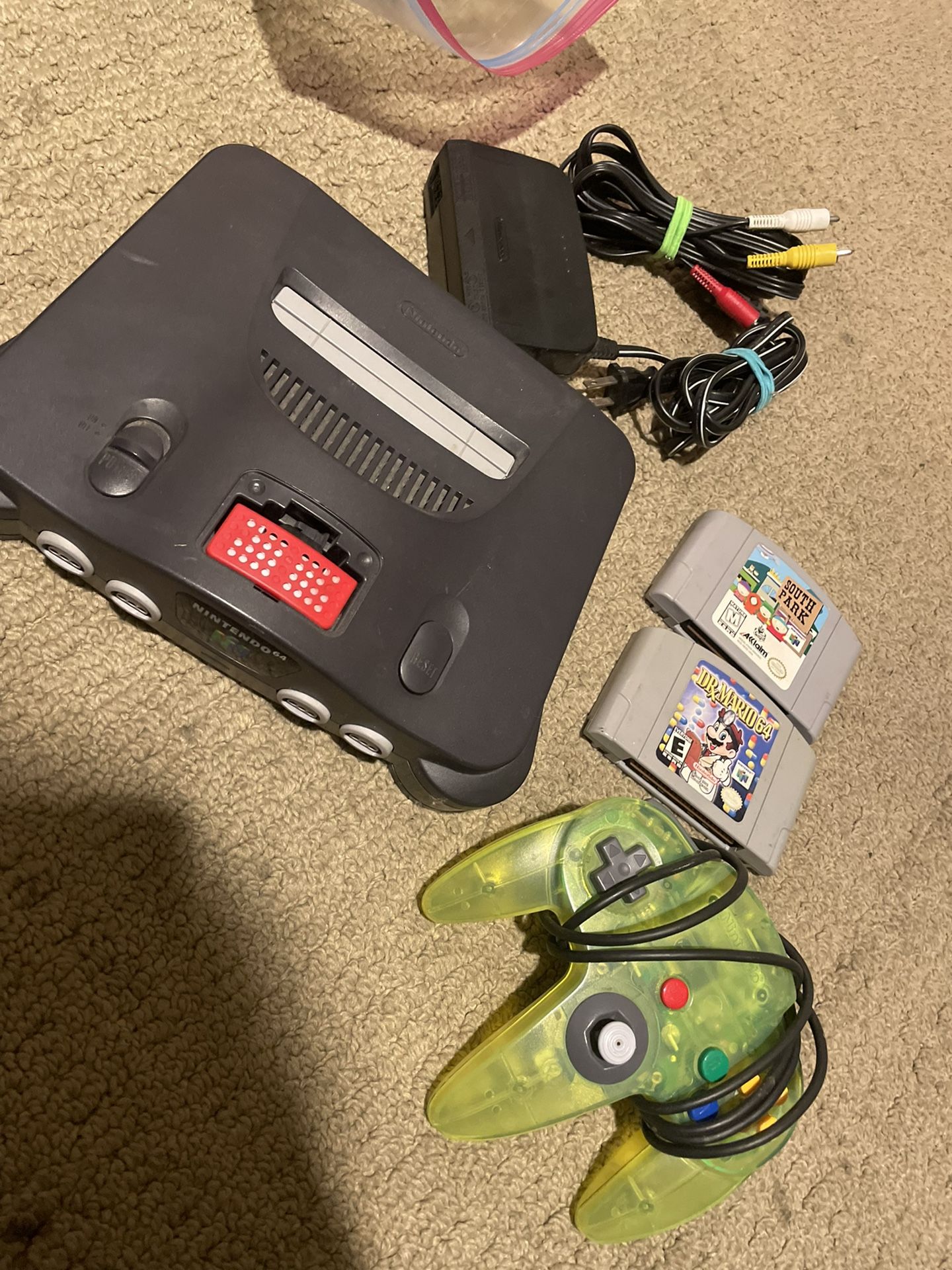 Nintendo 64 With 3 Controllers 2 Games 