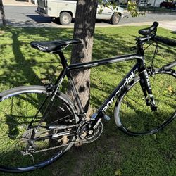 56 cm - 2016 Cannondale SuperSix Evo Hi-Mod - 15lb - 28c Tires. 