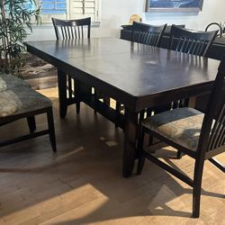 Sturdy Dining Room Set (Table + Chairs) 
