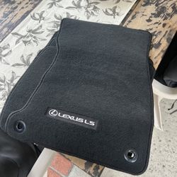 2025 Lexus LS500 Floormats