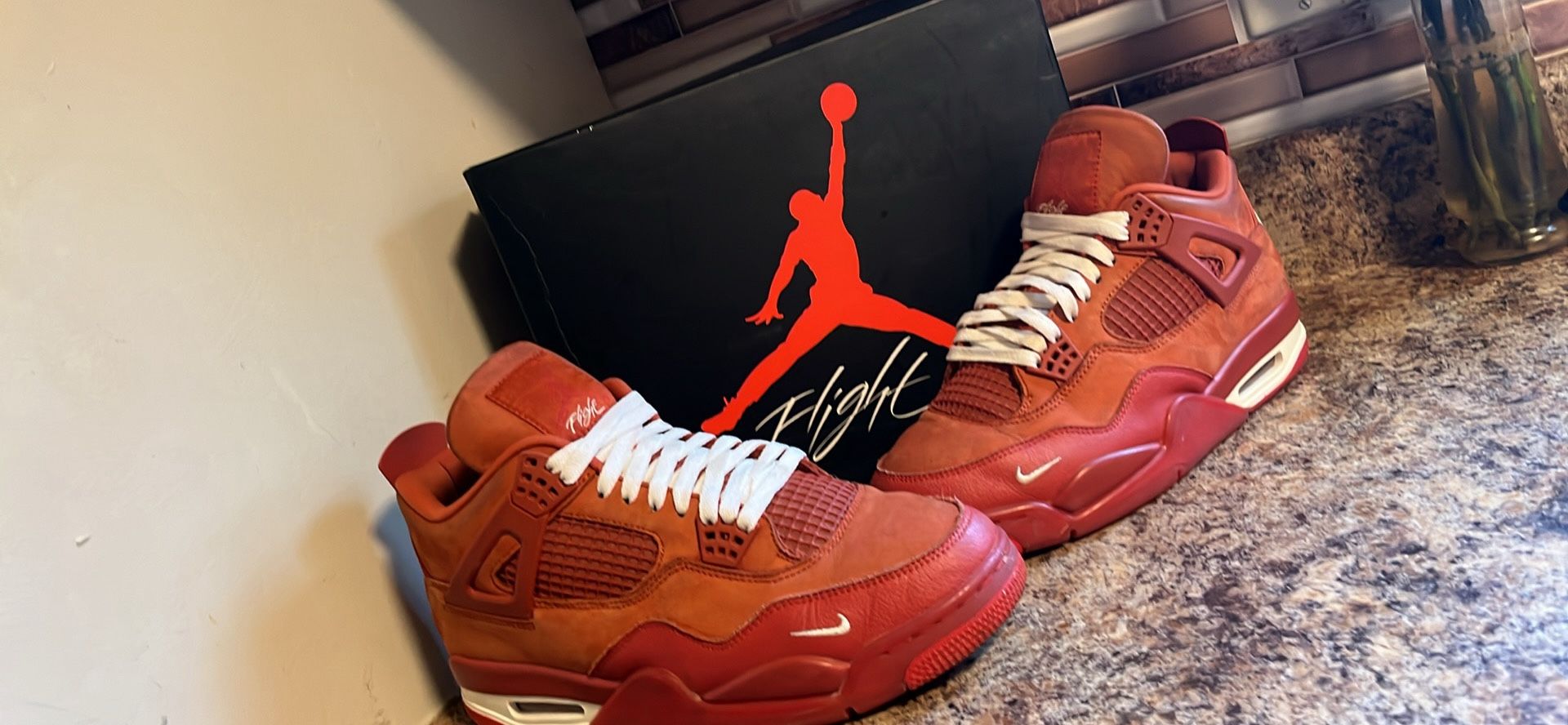 jordan 4 (size 11)