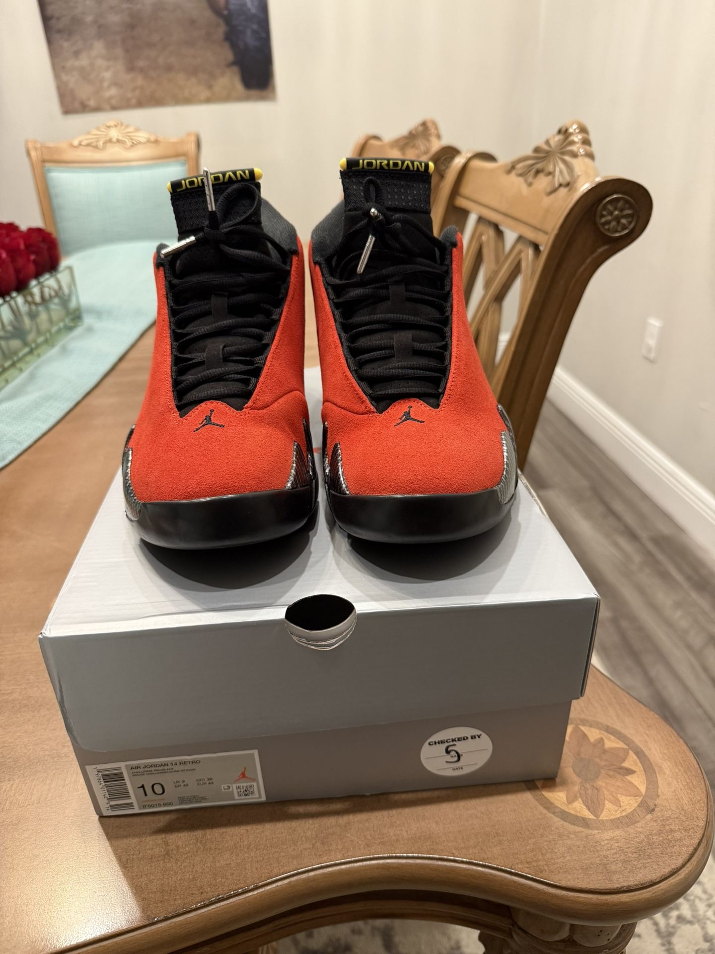 Ferrari 14s