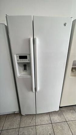 REFRIGERADOR de 33 Pulgadas