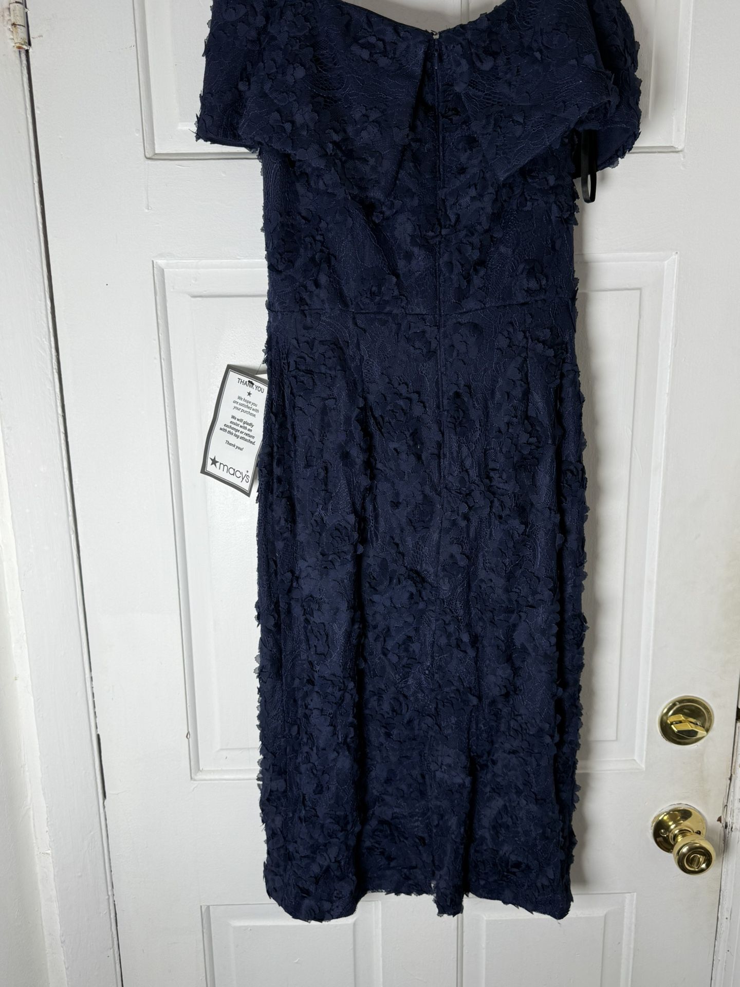 Xscape Style 4578X Size 6