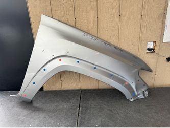 2016 2017 2018 2019 2020 2021 2022 2023 TOYOTA TACOMA RIGHT SIDE FENDER OEM USED