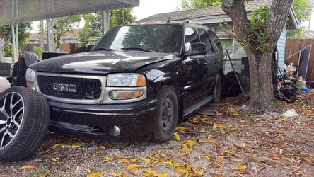 2006 gmc Denali lq9 parts