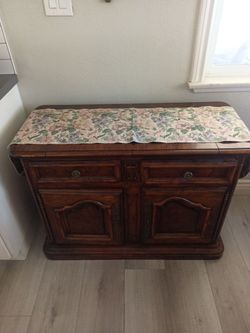 Vintage Floral design table runner