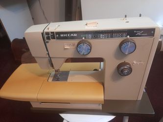 Vintage Alta 808E sewing machine for parts or repair