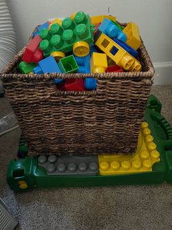 Mega blocks