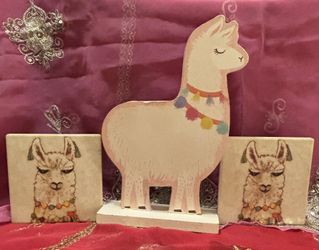 Llama Decor