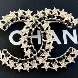 CC Leather Chain Crystal Gold Brooches