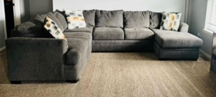 Very Nice Ashley sectional