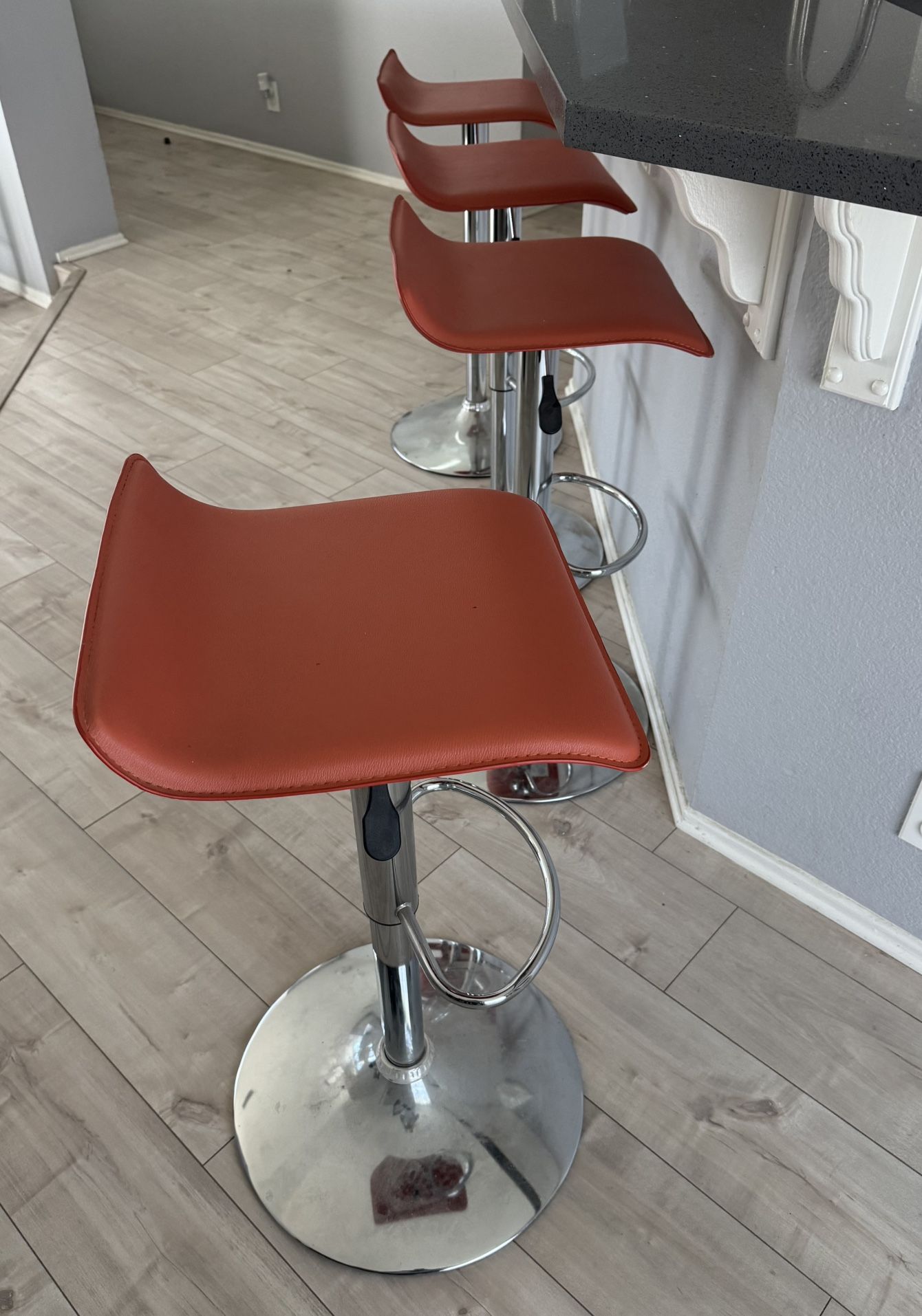 2 Adjustable Bar Stools