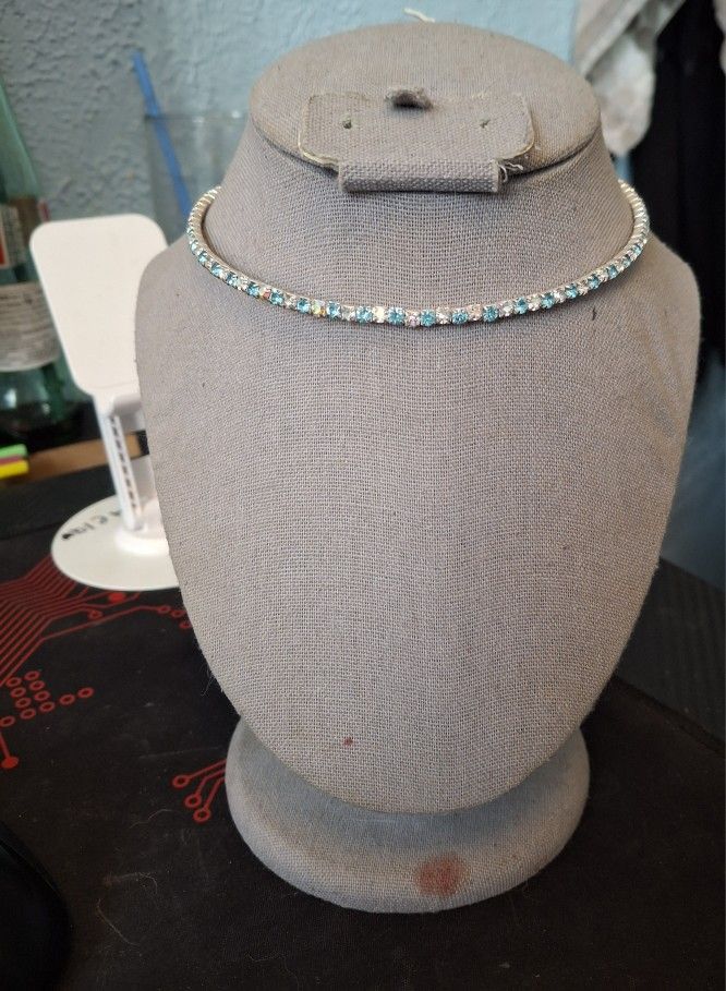 Rhinestone Flexible Choker Necklace