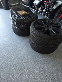 Audi 21"rs rims and tire