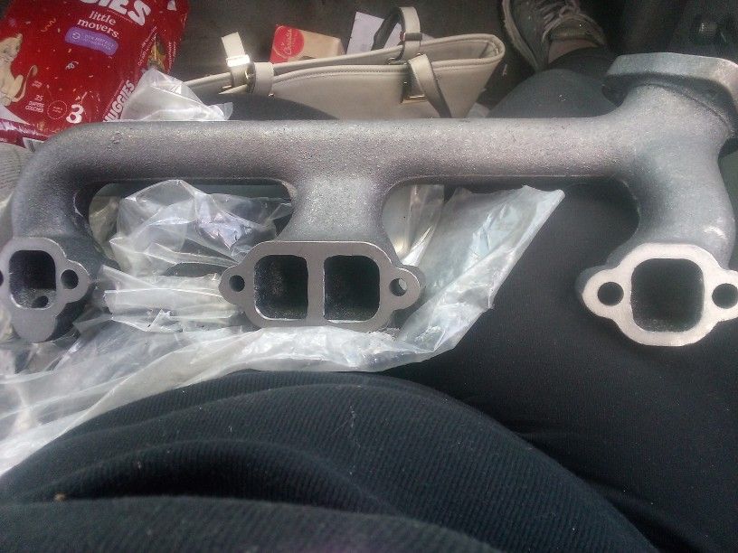Set Of New Exhaust Manifolds For Small Block Chevy