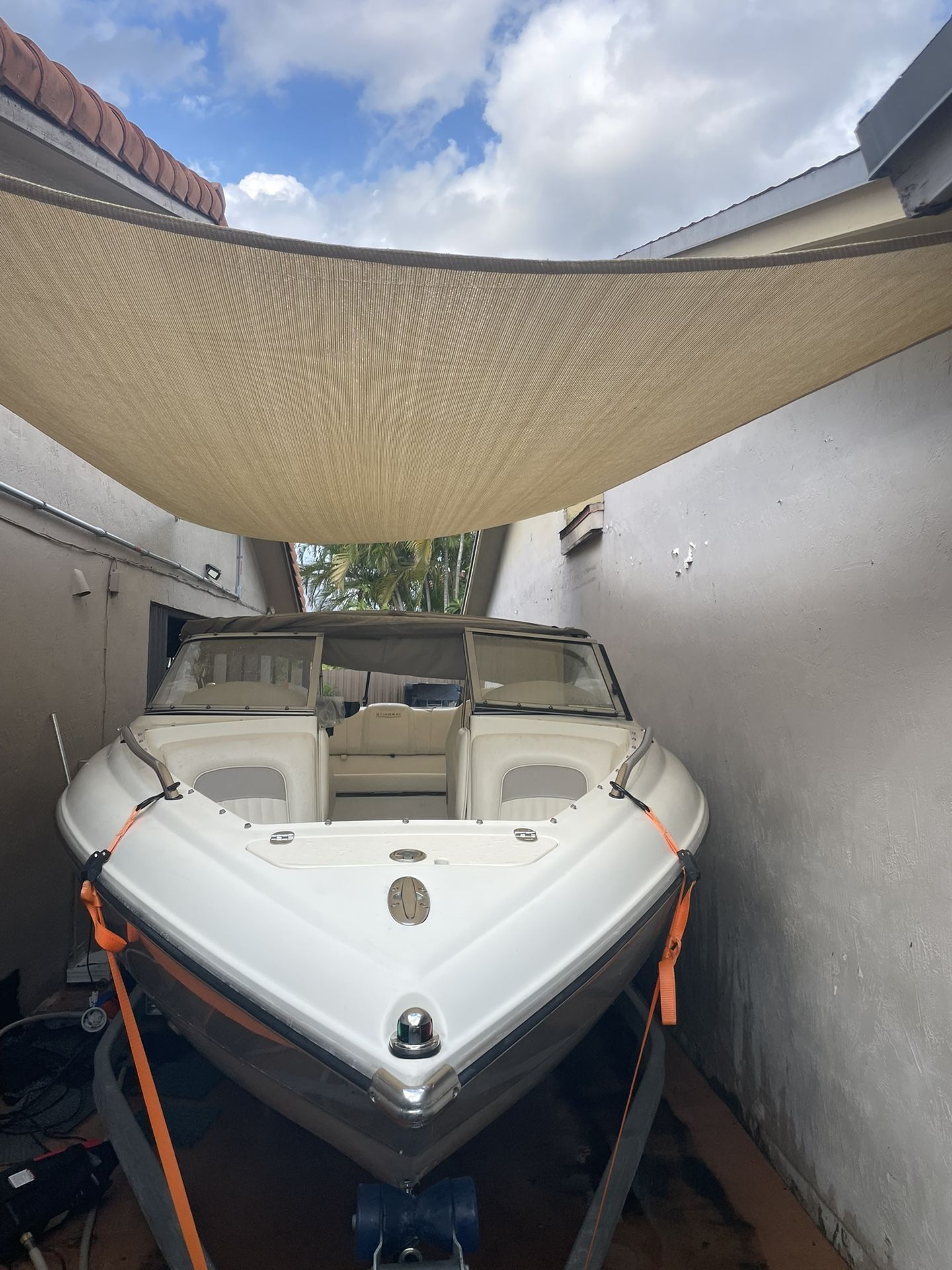 2004 stingray 200LX Mercury 4.3 liters