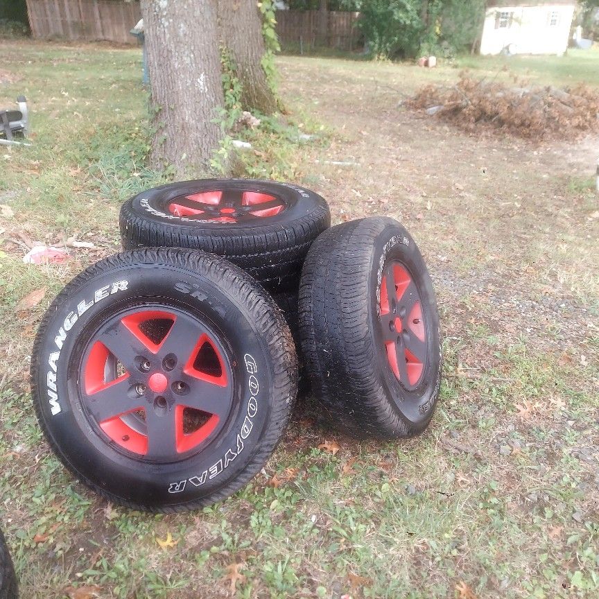 Llantas Para Un Jeep Negociable