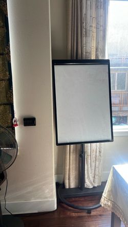 Mobile Magnetic Whiteboard / Presentation Board with Stand