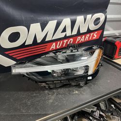 2021-2023 Volvo XC60 Headlight