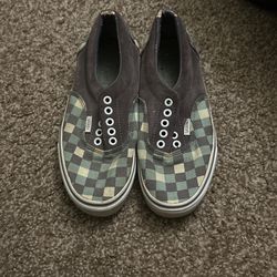 Vans ( Women 8.5)